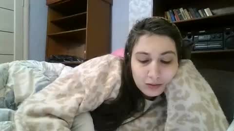 cutekattie online show from January 11, 8:08 am