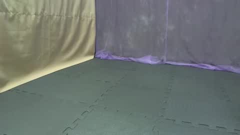 cutetinyasian143_ online show from October 20, 3:53 am