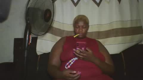 cutey_mellanin online show from October 24, 8:49 pm