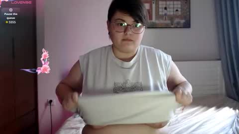 Sophie  Lilith online show from September 24, 8:02 am