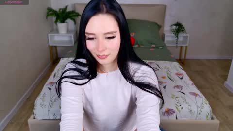 Monica online show from February 15, 9:03 pm