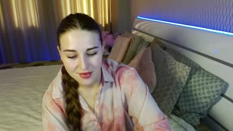 ViVi online show from November 27, 10:51 am