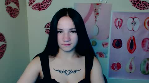 Emma online show from October 17, 6:44 pm