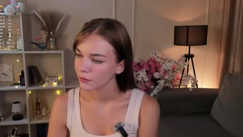 Cwen online show from September 24, 7:46 pm