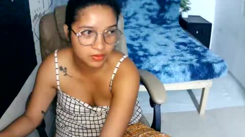 KARENXXX online show from December 5, 1:17 pm