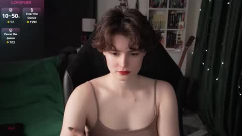 Helen Blossom online show from October 9, 9:08 pm