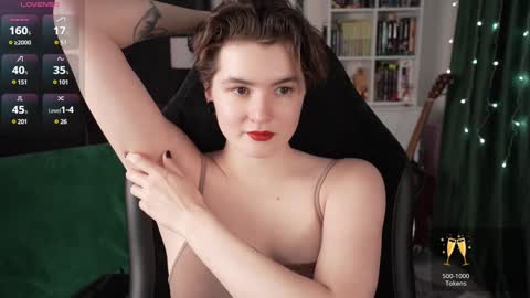 Helen Blossom online show from February 8, 8:32 pm