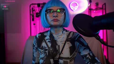 Lily Goddess online show from December 1, 2:04 am