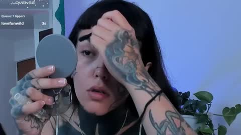 Snapshot of daarlene chatting on March 9, 1:26 pm Darlene online show from March 9, 1:26 pm