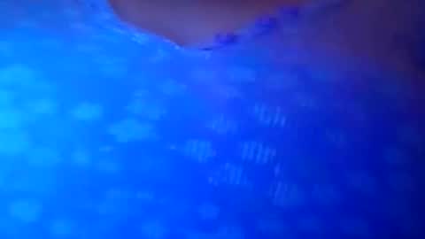 Caroline online show from December 15, 9:36 am