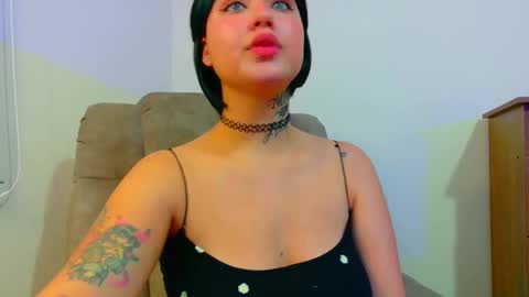 Valen online show from September 17, 1:47 am