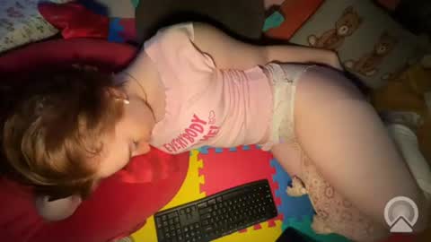 Saoirse online show from June 18, 6:26 am