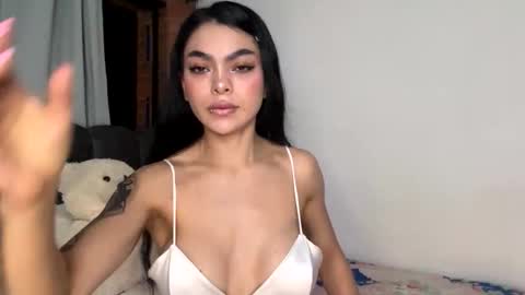 Sophie online show from June 8, 2:23 am
