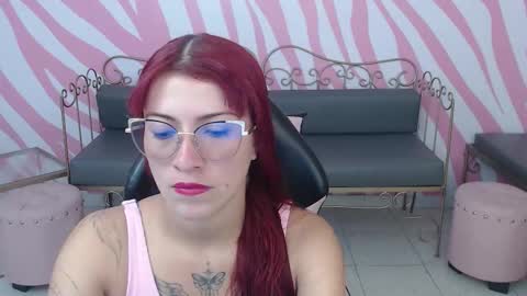 daffne evans online show from November 21, 8:33 pm