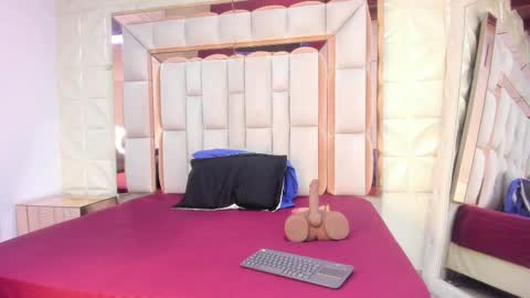 Dafnee online show from October 27, 12:55 pm