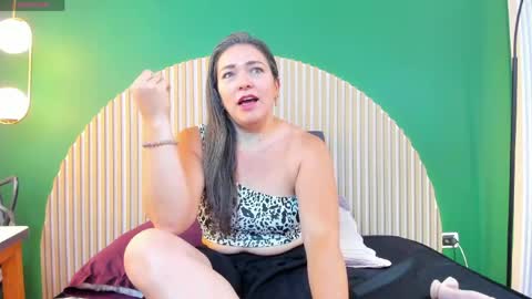 Dahiane Connor online show from April 1, 1:41 pm