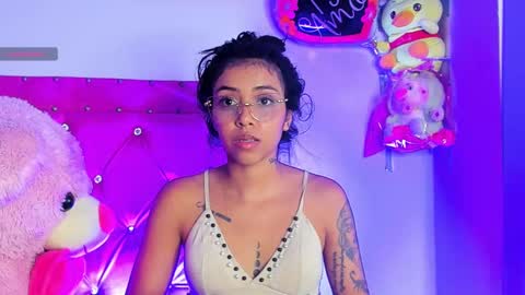    online show from February 15, 8:33 am