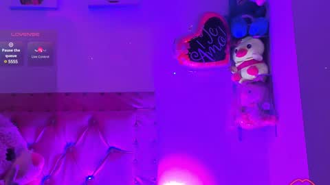    online show from March 5, 8:10 am