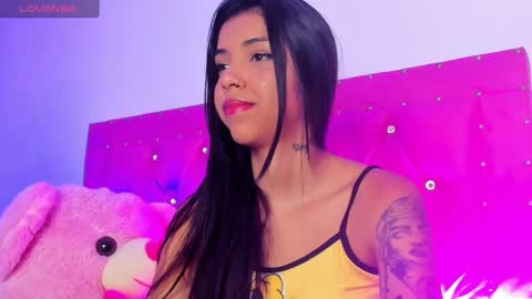    online show from December 29, 12:45 pm