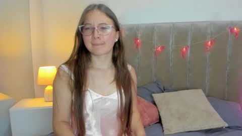 Dahlia online show from January 10, 8:15 pm