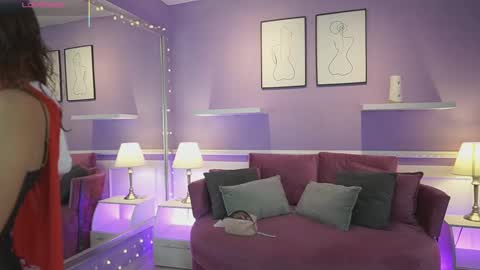 Dahlia Grey online show from October 8, 11:47 am