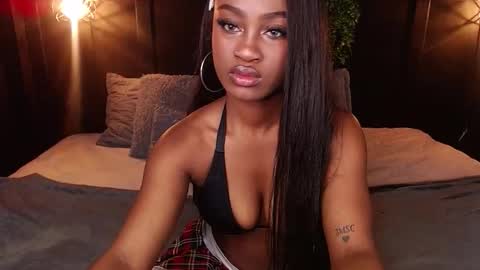 DAHYAN online show from January 6, 1:59 pm