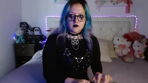    online show from November 30, 5:17 pm