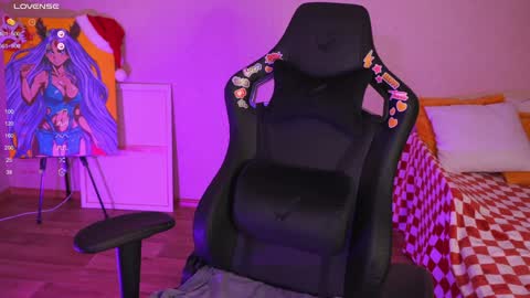 Cute DianaOnline mostly at 8pm-0000 am UK TimeTuesday and Wednesday off online show from December 29, 7:32 pm