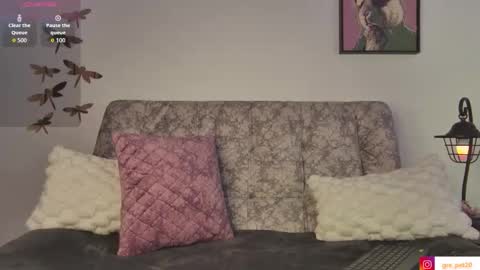 Angel online show from March 24, 11:37 am