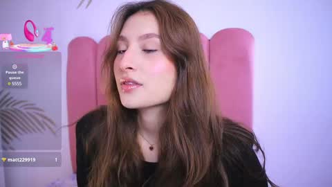 Lauren            online show from March 10, 12:38 pm