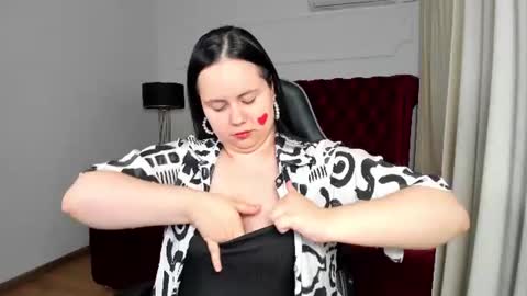 DaisyHarts online show from July 7, 6:47 am