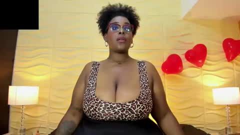 Snapshot of dakotasexshow2 chatting on February 15, 8:01 pm Dakota Sex Show  online show from February 15, 8:01 pm