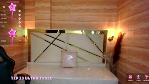 Dakotha  online show from October 3, 3:22 am