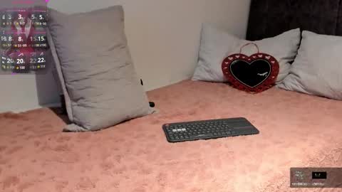 D A L H I L A online show from February 13, 2:02 am