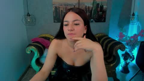 dali_collin online show from January 15, 5:41 pm