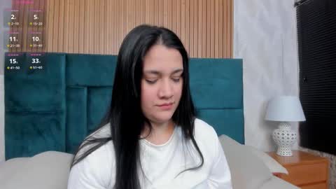 Violeta online show from March 11, 1:03 pm