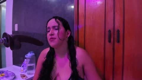 Dalia online show from June 1, 1:29 am