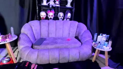 Im Tammy  online show from December 4, 9:04 pm