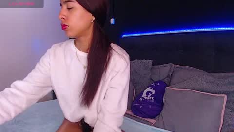 lissa online show from March 8, 1:34 pm