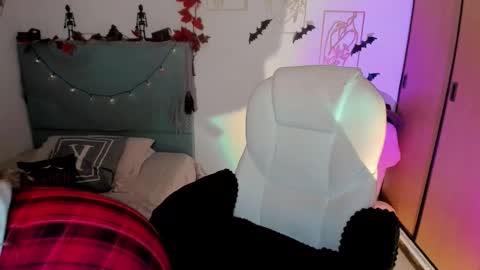 Criss online show from October 28, 9:15 am