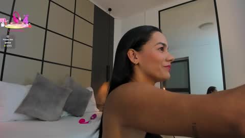 D A N A  online show from October 28, 7:30 pm