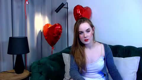 Dana online show from February 19, 6:43 pm