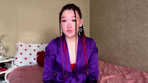 Dina online show from May 2, 11:46 am