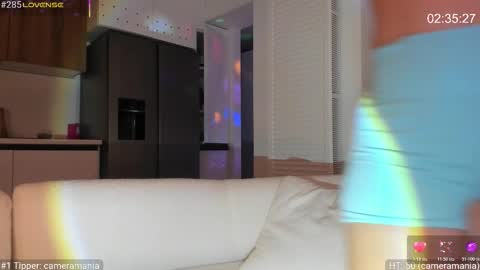 daniangel_web online show from March 31, 5:35 pm