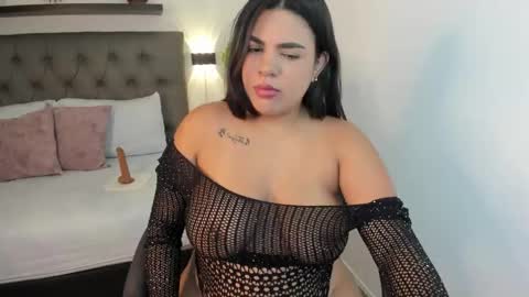 D A N I online show from November 8, 3:22 am