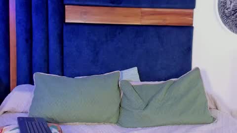 Dani online show from February 2, 9:14 pm