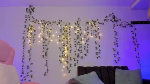 Dani Saenz online show from December 14, 2:28 am