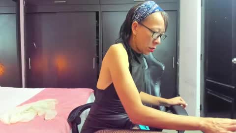 lorena online show from February 26, 8:35 pm