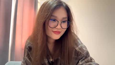 Luna  online show from November 21, 9:11 am