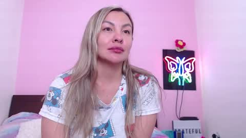 K A R O L online show from February 19, 2:23 am